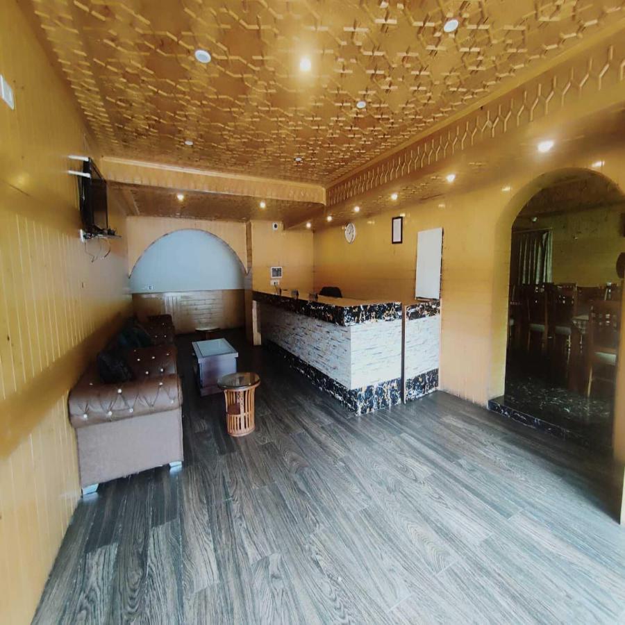Hotel Sheen Srīnagar 外观 照片