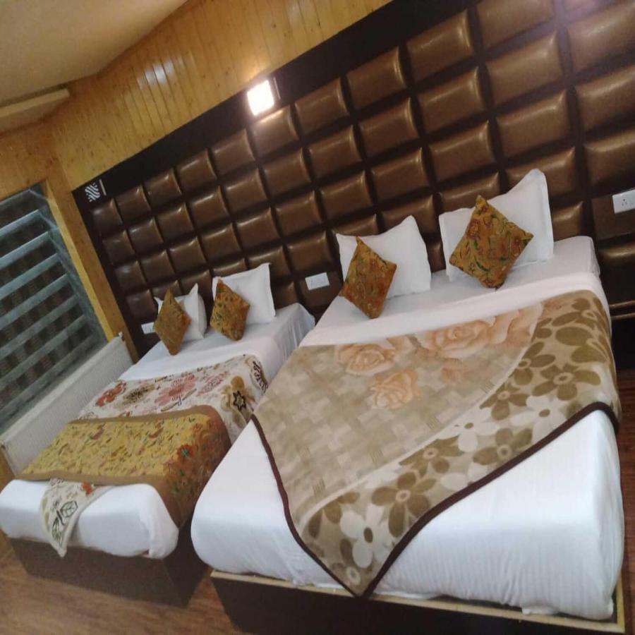 Hotel Sheen Srīnagar 外观 照片